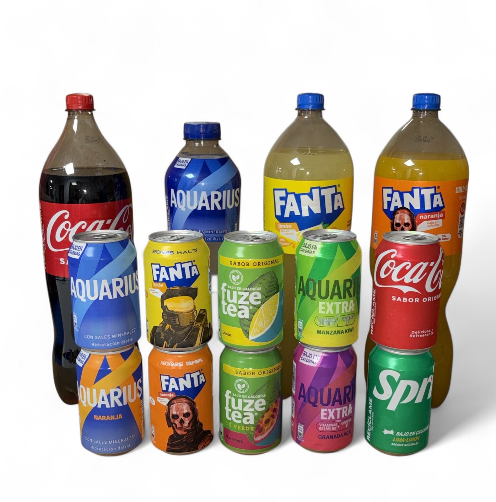 Refrescos · Coca-Cola, Fanta (limón y naranja), Sprite, Aquarius (clásico, naranja, Extra manzana-kiwi y granada-açaí) y Fuze Tea (limón y verde maracuyá)